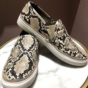 Steve Madden Jalia slip on sneakers
